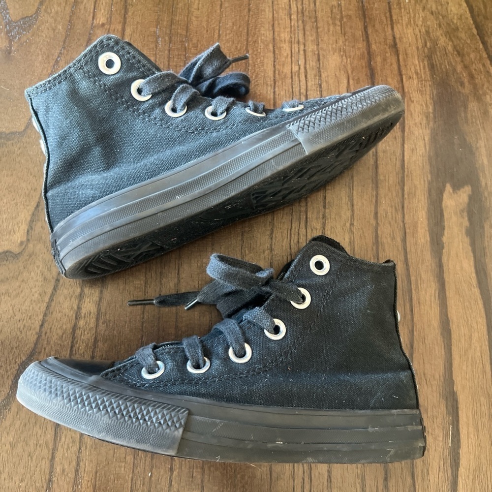Converse Kids Black Canvas High-Tops - Picture 6 of 7